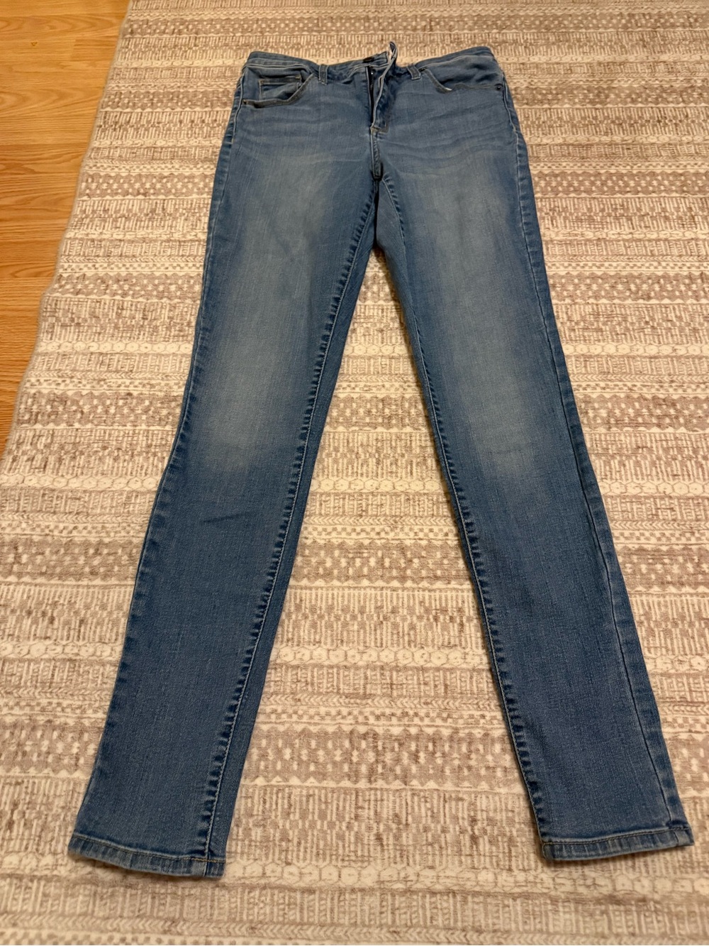 Universal Thread Women's Jeans Size 10/30